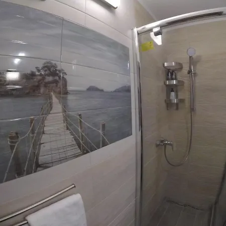 ホームステイ Abba Maritime